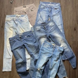 7 pairs of women’s denim jeans sizes 26 & 27